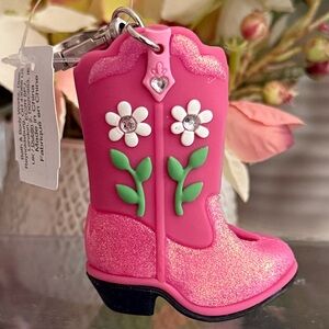 🆕🪷 BATH & BODY WORKS “PINK COWGIRL BOOT“ POCKETBAC SANITIZER HOLDER. NEW!